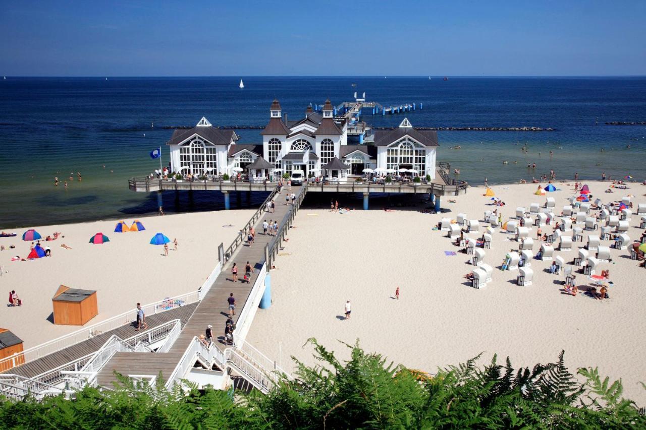 Schoene Ferienwohnungen Mit Kamin Im Ostseebad Sellin Екстер'єр фото