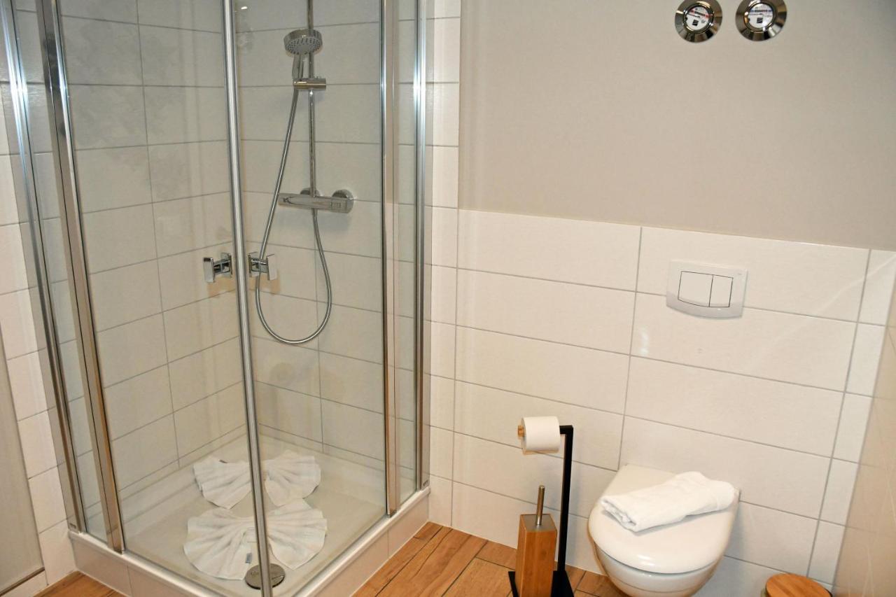 Schoene Ferienwohnungen Mit Kamin Im Ostseebad Sellin Екстер'єр фото