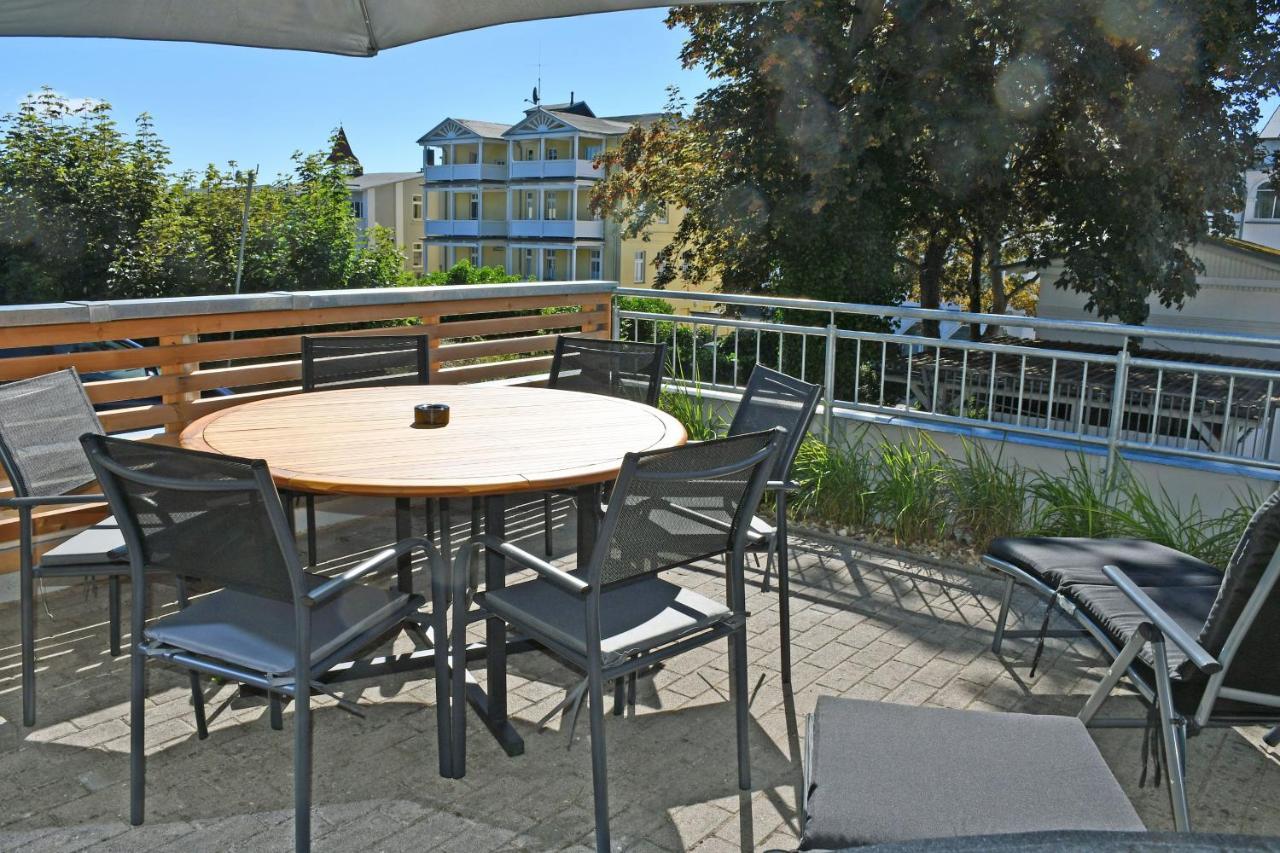 Schoene Ferienwohnungen Mit Kamin Im Ostseebad Sellin Екстер'єр фото