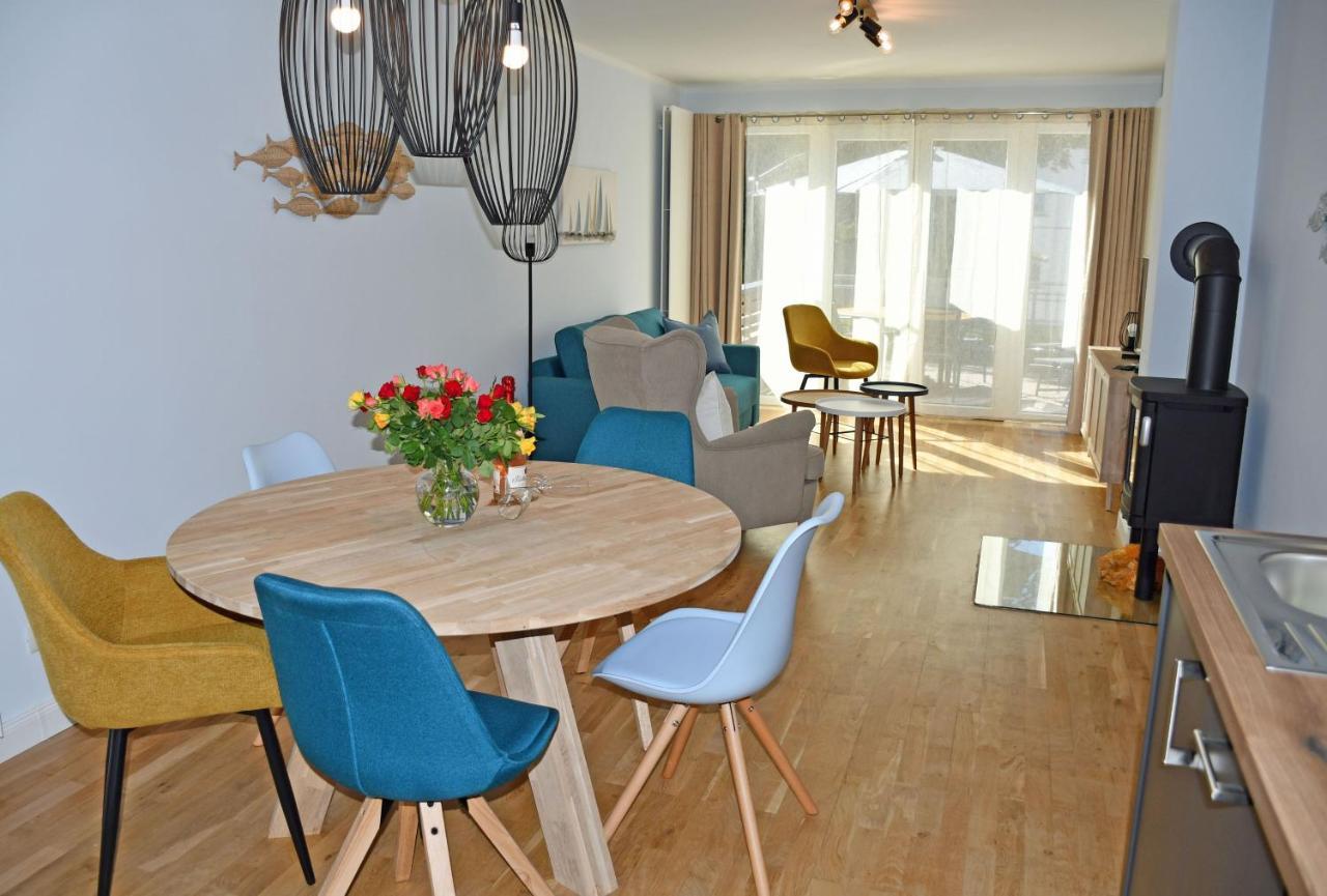Schoene Ferienwohnungen Mit Kamin Im Ostseebad Sellin Екстер'єр фото